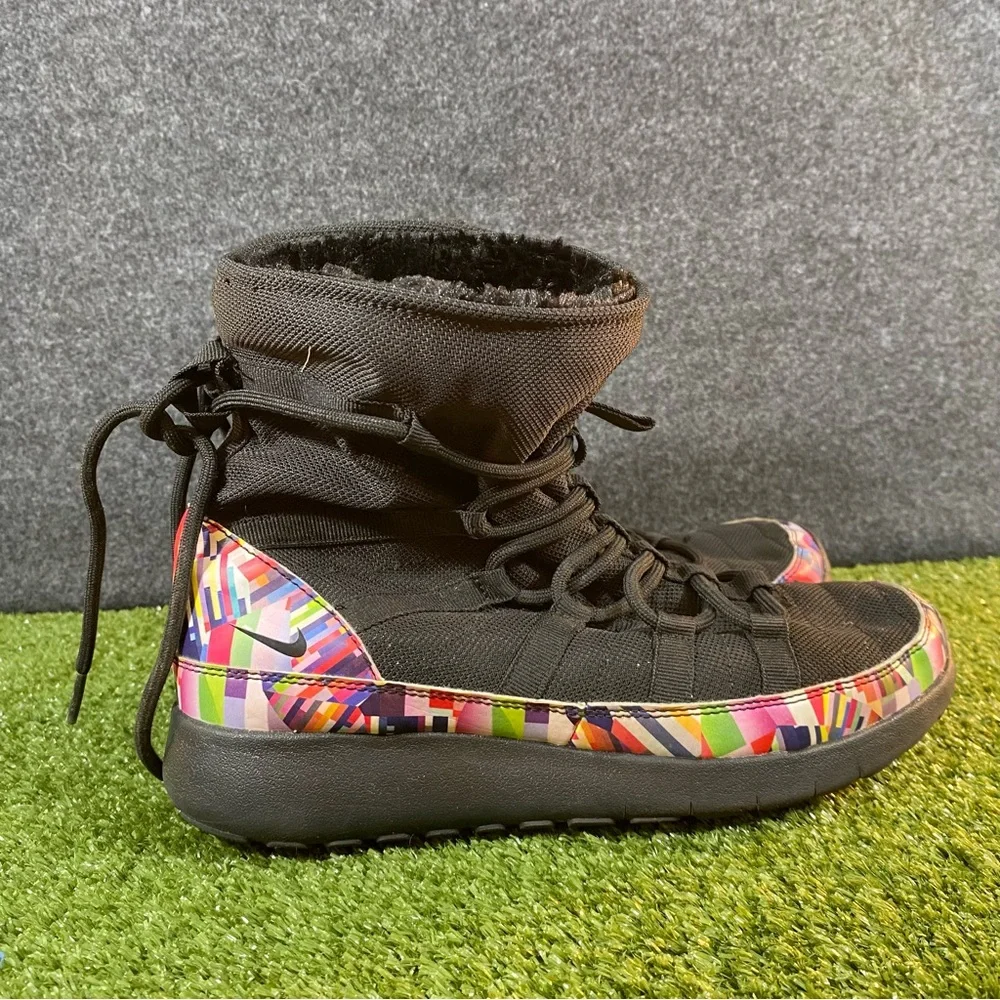 Nike Roshe One High Print GS Boots Youth SZ 6Y Womens SZ 7.5 Black 807744-002